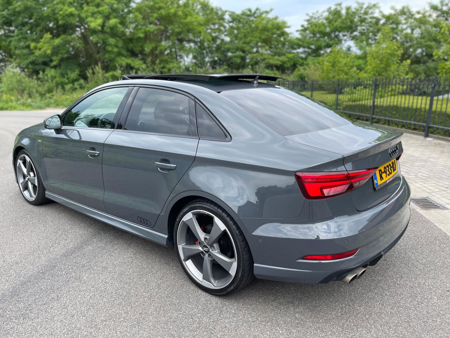 Audi A3 Limousine 1.5 TFSI 3X S-LINE PANO/B&O/CAM/NAVI/ VIRTUAL COCKPIT MATRIX LAMPEN