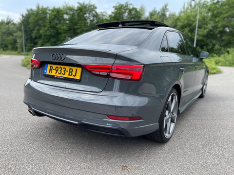 Audi A3 Limousine 1.5 TFSI 3X S-LINE PANO/B&O/CAM/NAVI/ VIRTUAL COCKPIT MATRIX LAMPEN
