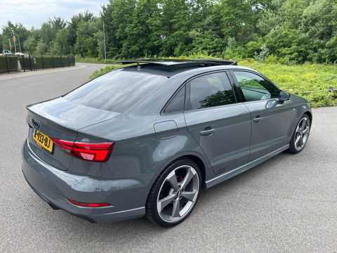 Audi A3 Limousine 1.5 TFSI 3X S-LINE PANO/B&O/CAM/NAVI/ VIRTUAL COCKPIT MATRIX LAMPEN