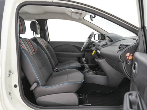 Renault Twingo 1.2 16V Parisienne *AIRCO | RADIO-CD/MP3 | COMFORT-SEATS*