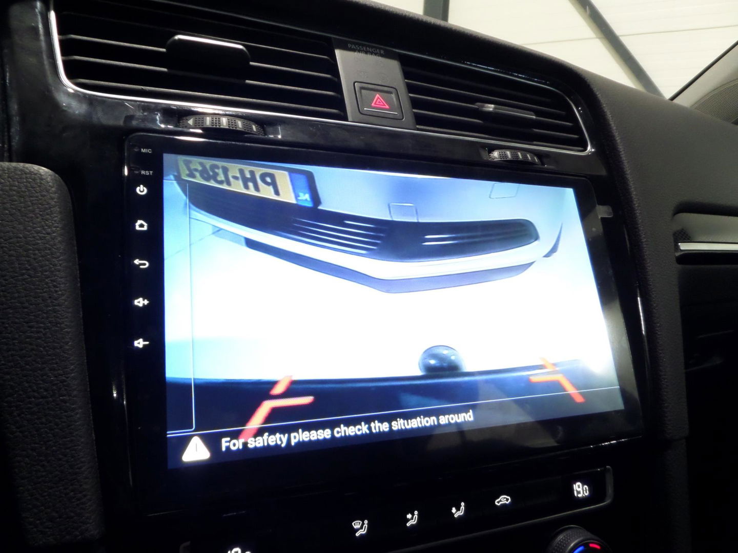 Volkswagen GOLF Variant 1.4 TSI 140PK Highline "Origineel NL!" Apple-carplay Trekhaak Camera, van 3e eigenaar in zeer nette staat!