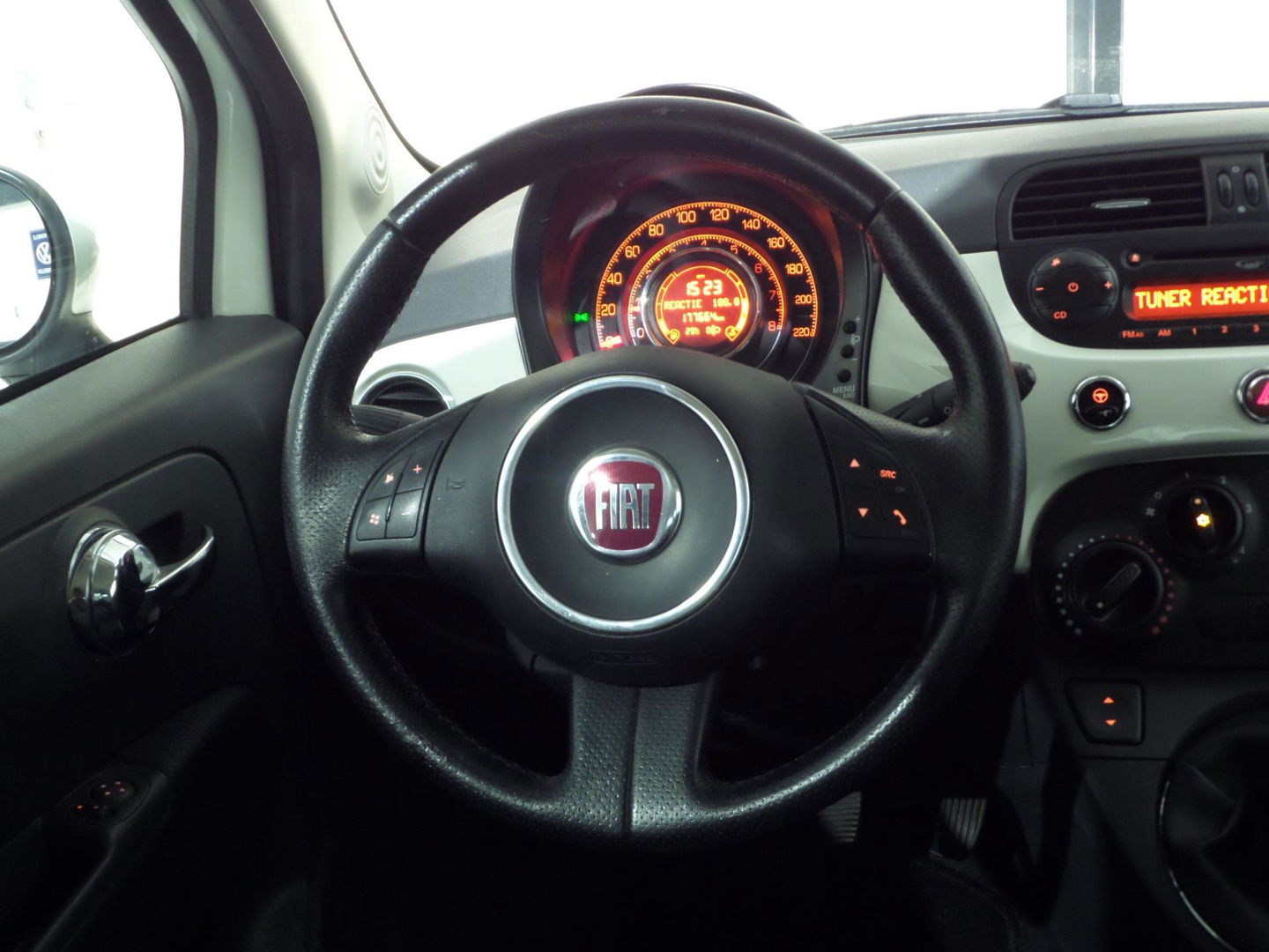 Fiat 500 1.2 Sport "Origineel NL!" Bluetooth Airco Blue&me Stuurbediening Elektrische ramen Youngtimer, in ZEER nette staat !