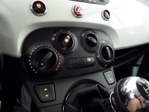 Fiat 500 1.2 Sport "Origineel NL!" Bluetooth Airco Blue&me Stuurbediening Elektrische ramen Youngtimer, in ZEER nette staat !