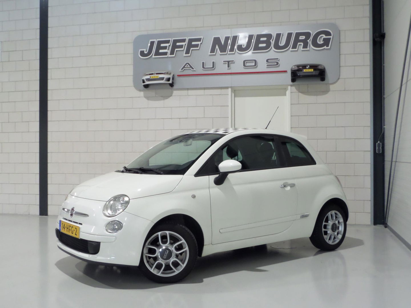 Fiat 500 1.2 Sport "Origineel NL!" Bluetooth Airco Blue&me Stuurbediening Elektrische ramen Youngtimer, in ZEER nette staat !