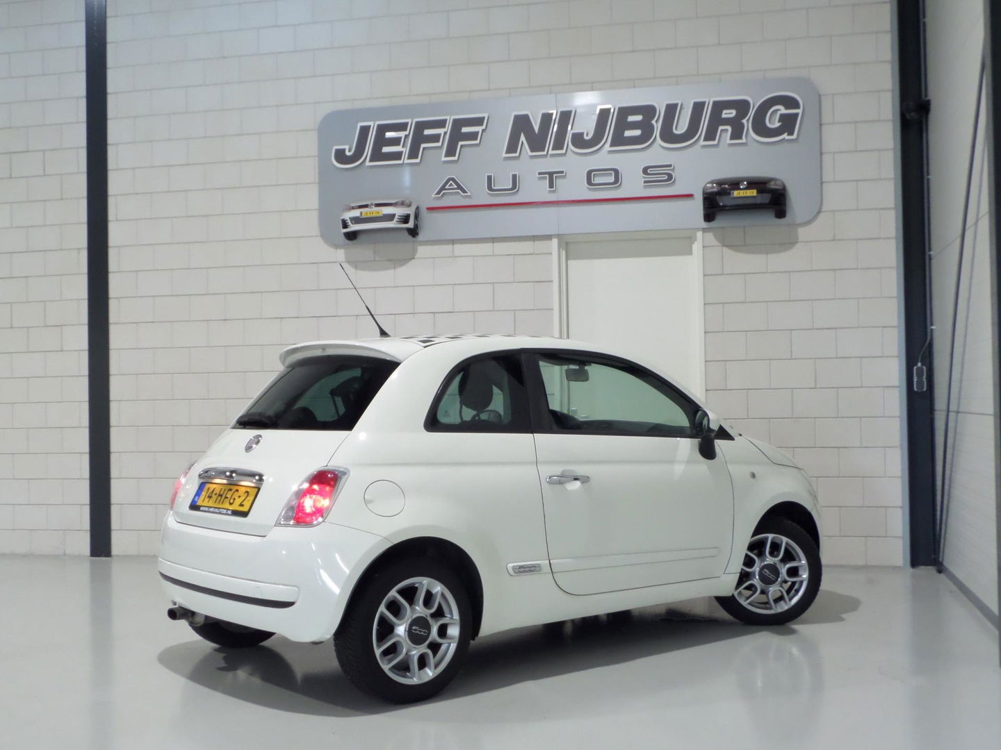 Fiat 500 1.2 Sport "Origineel NL!" Bluetooth Airco Blue&me Stuurbediening Elektrische ramen Youngtimer, in ZEER nette staat !