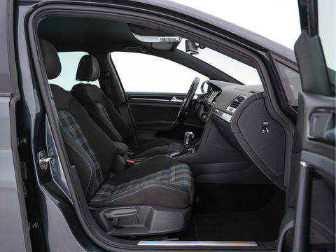 Volkswagen Golf 1.4 TSI GTE *FULL-LED | NAVI-FULLMAP | SPORT-SEATS | DAB+ | HEATED-SEATS | ECC | PDC | CRUISE | 17''ALU*