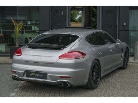 Porsche Panamera 3.0 S 421pk Facelift Schuifdak Stoelkoeling Luchtvering Bose LED lampen 20" LMV Navigatie Camera Elektrische klep