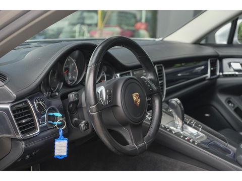 Porsche Panamera 3.0 S 421pk Facelift Schuifdak Stoelkoeling Luchtvering Bose LED lampen 20" LMV Navigatie Camera Elektrische klep