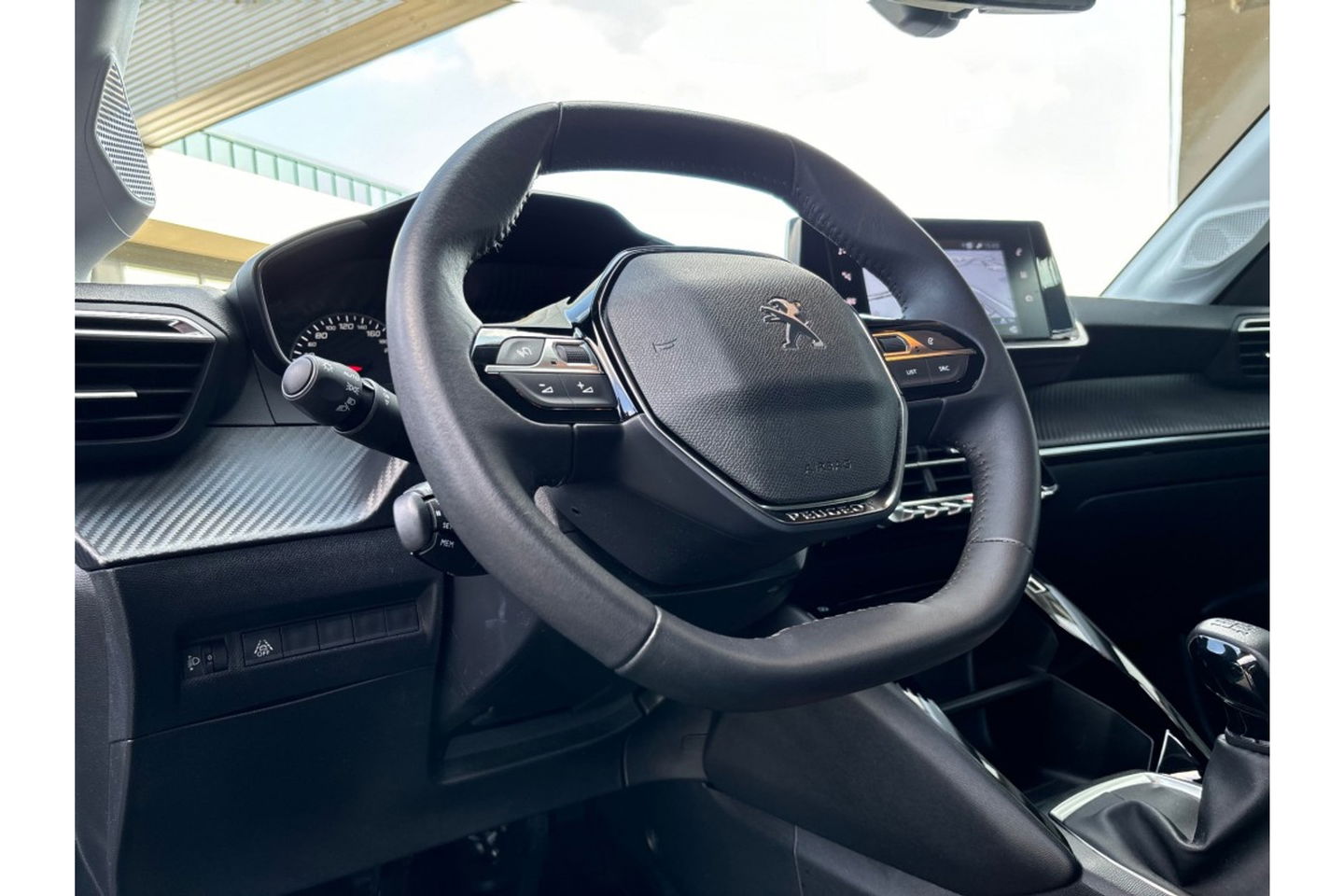 Peugeot 208 1.2 PT ALLURE ACTIVE AIRCO NAVI CRUISE.