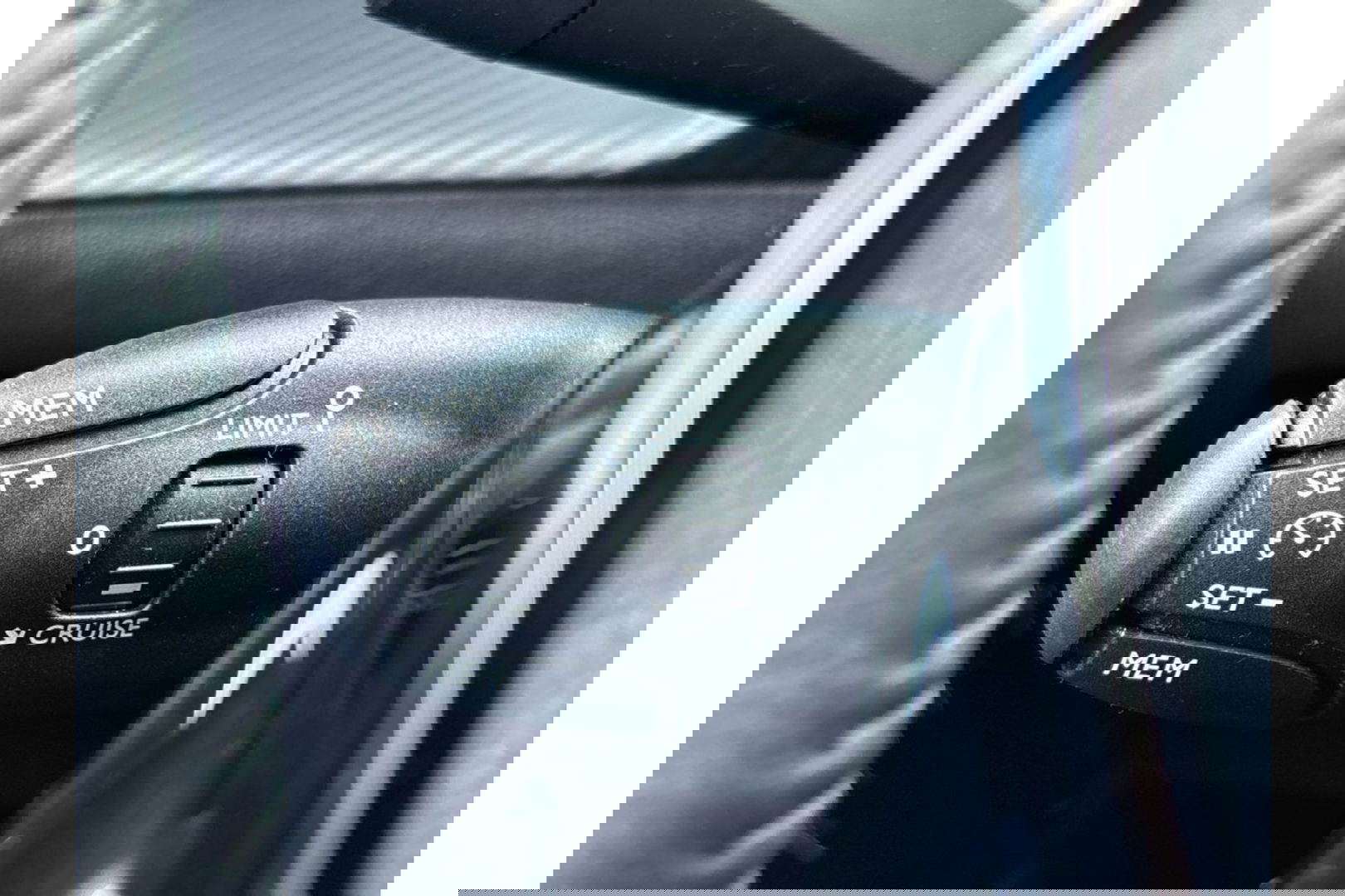 Peugeot 208 1.2 PT ALLURE ACTIVE AIRCO NAVI CRUISE.