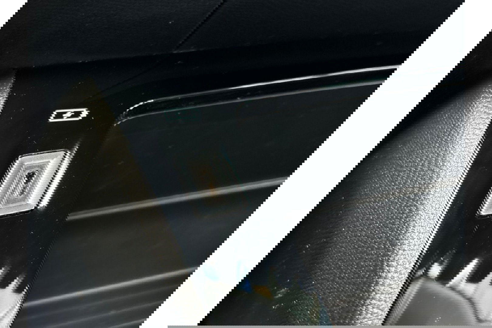 Peugeot 208 1.2 PT ALLURE ACTIVE AIRCO NAVI CRUISE.
