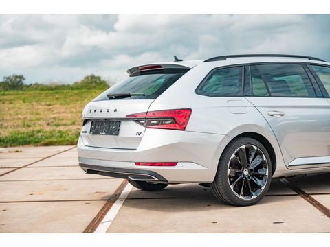 Škoda Superb Combi 1.4 TSI iV Sportline Business | PANO | TREKHAAK | ALCANTARA