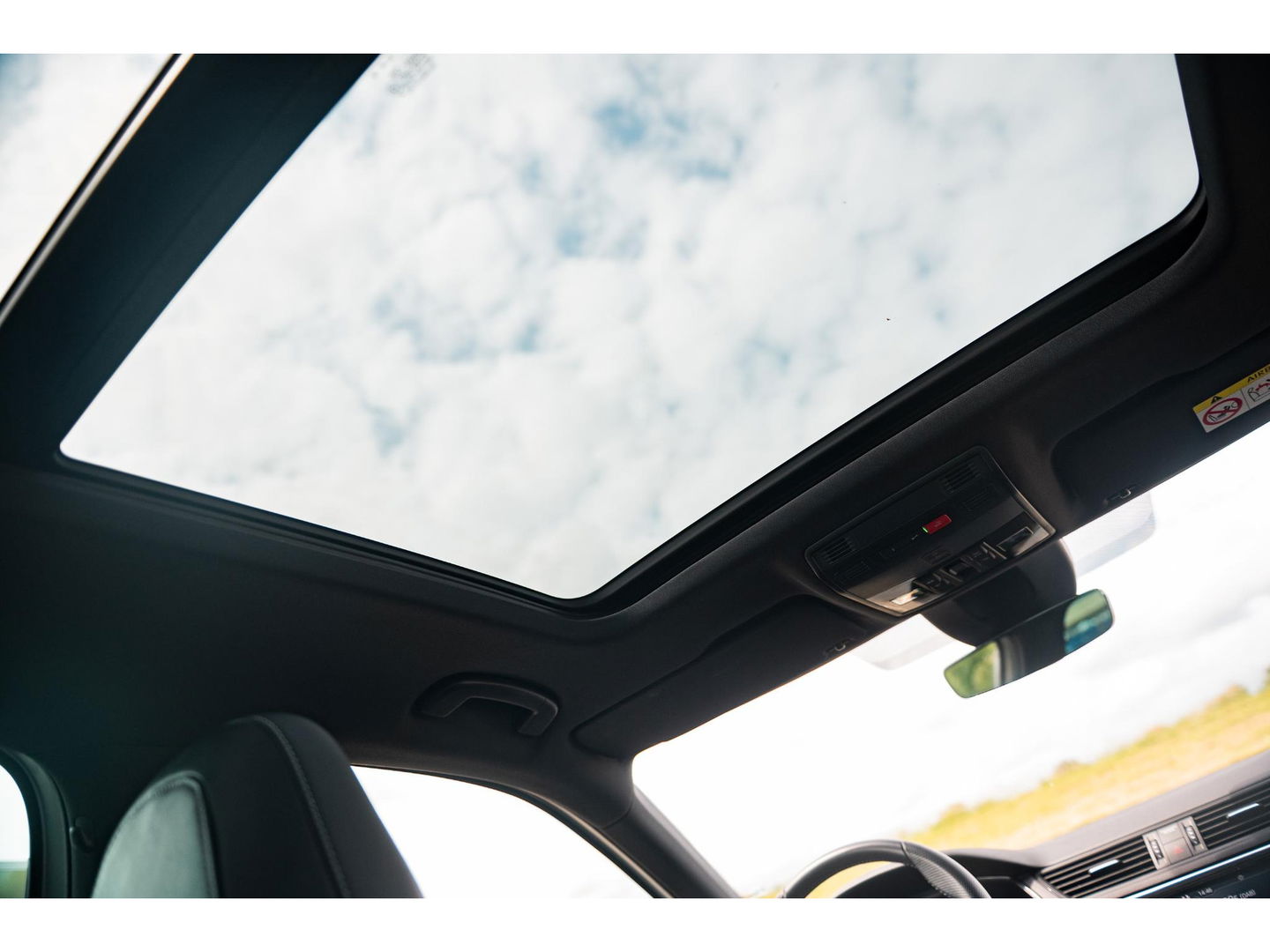 Škoda Superb Combi 1.4 TSI iV Sportline Business | PANO | TREKHAAK | ALCANTARA