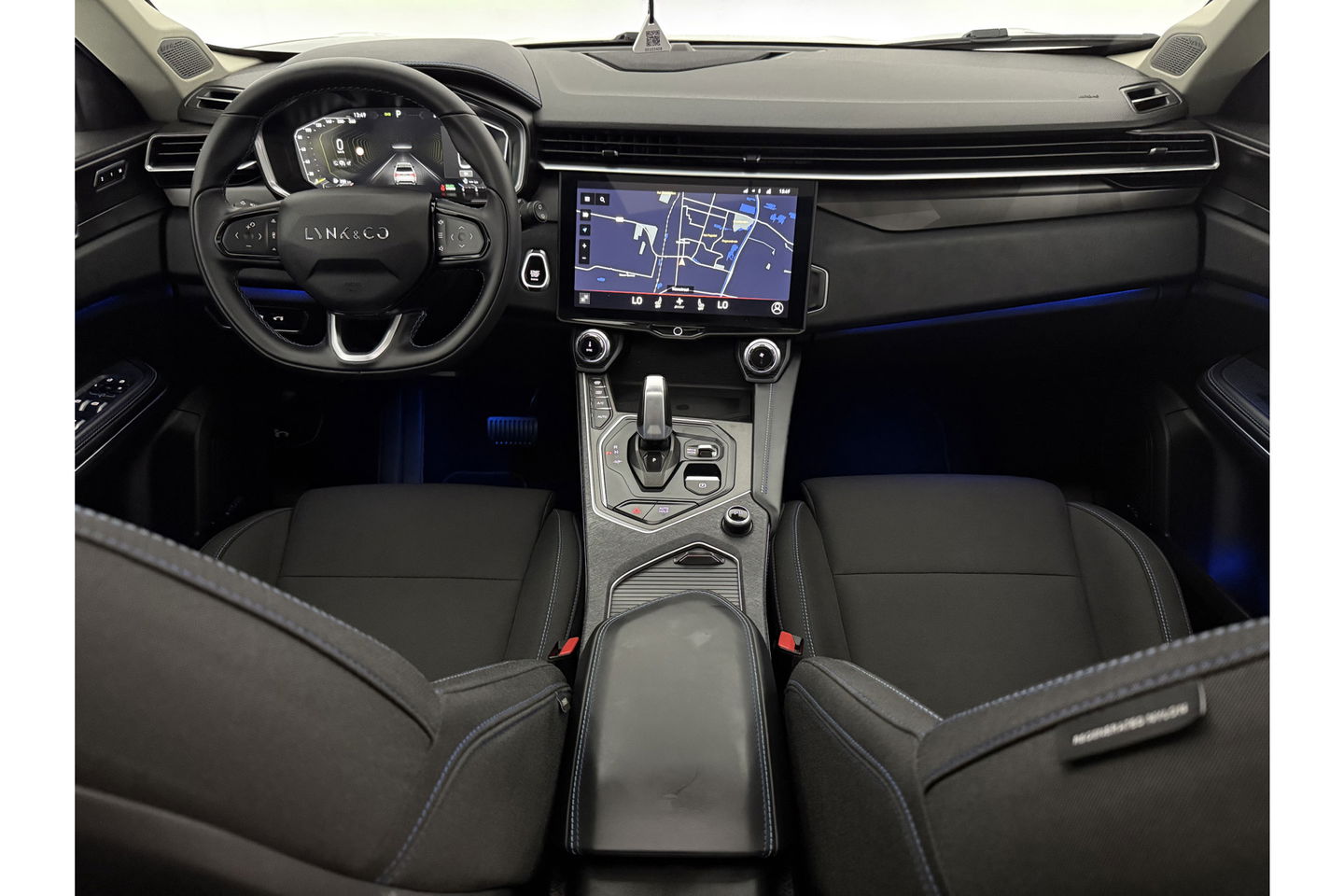 Lynk Co 01 1.5 Hybride 360Camera ACC Pano LED Memory Sfeerverl. Carplay Clima Navi Virtual 20"LMV