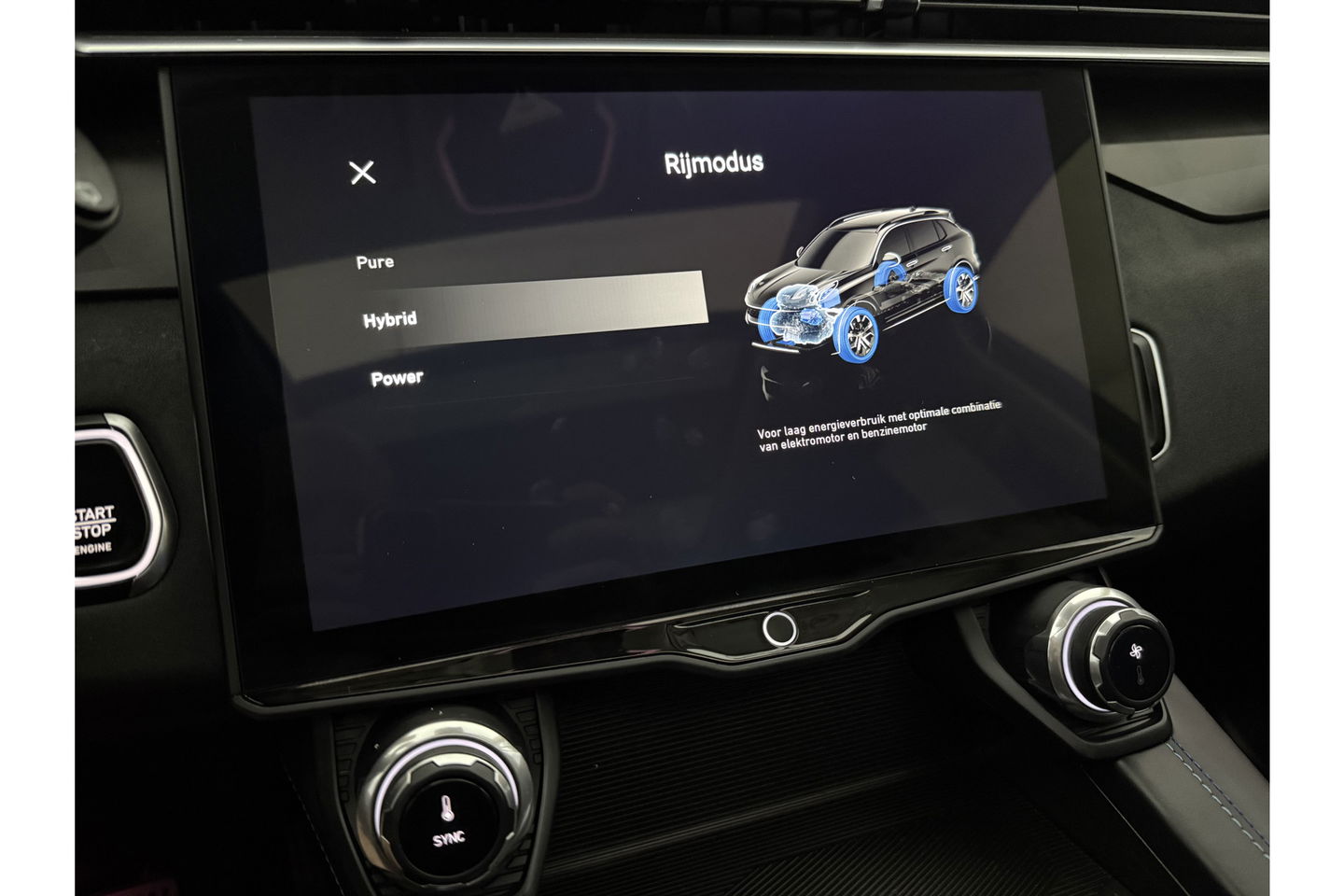Lynk Co 01 1.5 Hybride 360Camera ACC Pano LED Memory Sfeerverl. Carplay Clima Navi Virtual 20"LMV