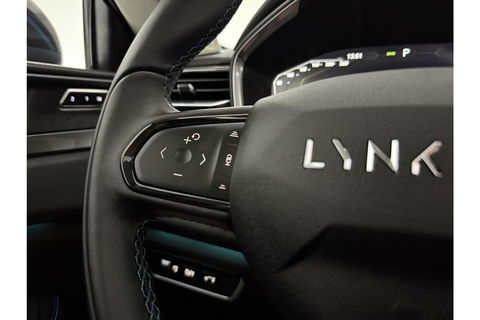 Lynk Co 01 1.5 Hybride 360Camera ACC Pano LED Memory Sfeerverl. Carplay Clima Navi Virtual 20"LMV