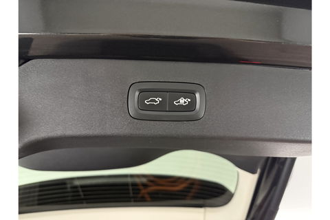 Lynk Co 01 1.5 Hybride 360Camera ACC Pano LED Memory Sfeerverl. Carplay Clima Navi Virtual 20"LMV