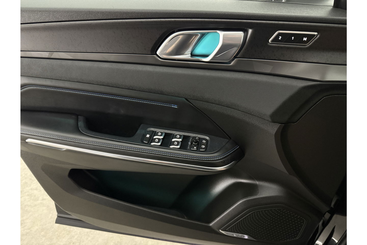 Lynk Co 01 1.5 Hybride 360Camera ACC Pano LED Memory Sfeerverl. Carplay Clima Navi Virtual 20"LMV