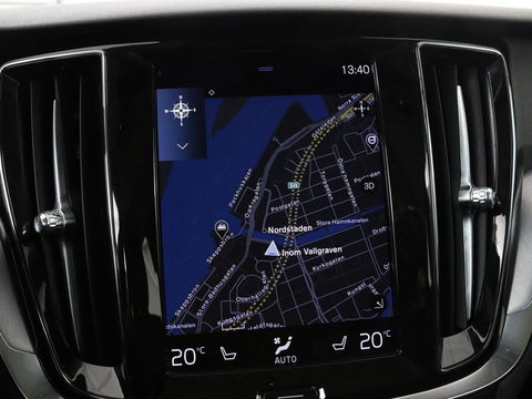 Volvo V60 2.0 T6 Recharge AWD Inscription Expression | Panoramadak | Head-Up | Leder | Stoel & stuurverwarming | 360 camera | Adaptive cruise | Trekhaak | Harman/Kardon | Carplay | Navigatie