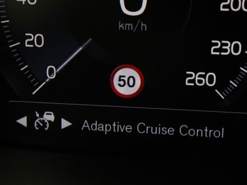 Volvo V60 2.0 T6 Recharge AWD Inscription Expression | Panoramadak | Head-Up | Leder | Stoel & stuurverwarming | 360 camera | Adaptive cruise | Trekhaak | Harman/Kardon | Carplay | Navigatie