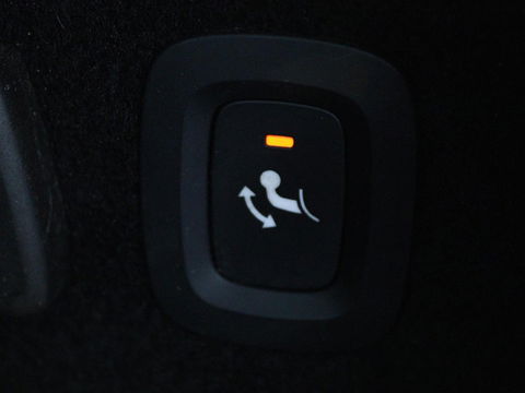 Volvo V60 2.0 T6 Recharge AWD Inscription Expression | Panoramadak | Head-Up | Leder | Stoel & stuurverwarming | 360 camera | Adaptive cruise | Trekhaak | Harman/Kardon | Carplay | Navigatie