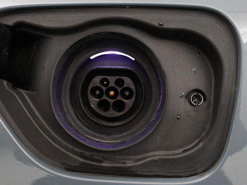 Volvo V60 2.0 T6 Recharge AWD Inscription Expression | Panoramadak | Head-Up | Leder | Stoel & stuurverwarming | 360 camera | Adaptive cruise | Trekhaak | Harman/Kardon | Carplay | Navigatie