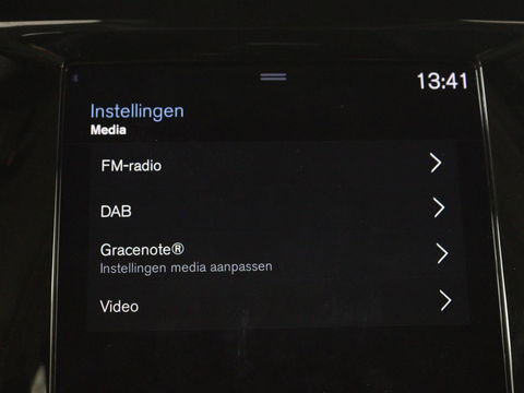 Volvo V60 2.0 T6 Recharge AWD Inscription Expression | Panoramadak | Head-Up | Leder | Stoel & stuurverwarming | 360 camera | Adaptive cruise | Trekhaak | Harman/Kardon | Carplay | Navigatie