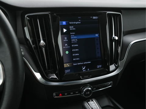 Volvo V60 2.0 T4 Aut. *FULL-LED | DIGI-COCKPIT | NAVI-FULLMAP | ECC | CRUISE | COMFORT-SEATS | LANE-ASSIST | CARPLAY | 18"ALU*