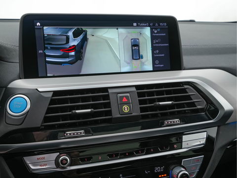 BMW iX3 High Executive 80 kWh [ 3-Fase ] (INCL-BTW) *PANO | LUXURY-LEATHER | FULL-LED | DAB | CARPLAY | ADAPTIVE-CRUISE | DIGI-COCKPIT | BLINDSPOT | HARMAN/KARDON-SOUNDSYTEM | HEAD-UP | KEYLESS | TOP-VIEW | SPORT-SEATS | TOWBAR  | .