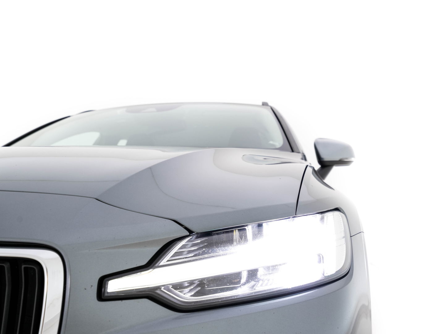 Volvo V60 2.0 T4 Aut. *FULL-LED | DIGI-COCKPIT | NAVI-FULLMAP | ECC | CRUISE | COMFORT-SEATS | LANE-ASSIST | CARPLAY | 18"ALU*