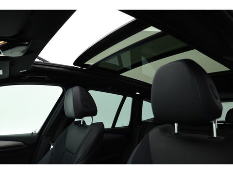 BMW X3 M40i High Executive 361pk | Pano | HUD | H&K | 360cam | Adapt. Cruise | M Sport | Elek. Trekhaak