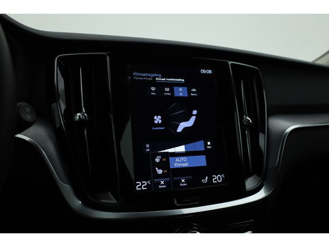 Volvo V60 T6 Recharge Inscription Expression | Navi | Camera | Stoel- Stuurverw. | Cruise | Apple CarPlay