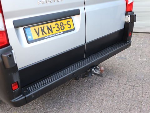 Peugeot Boxer 330 2.2 BlueHDi 141pk Euro 6 L2H2 - Imperiaal - Trekhaak - NAP