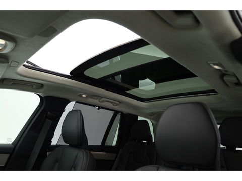 Volvo XC90 2.0 T8 Plug-in hybrid AWD Ultra Dark | Full Option | NIEUWPRIJS €111.635,- | Luchtvering | B&W |Pano | HUD | Massage | Stoelventilatie | 22'' |