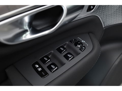 Volvo XC90 2.0 T8 Plug-in hybrid AWD Ultra Dark | Full Option | NIEUWPRIJS €111.635,- | Luchtvering | B&W |Pano | HUD | Massage | Stoelventilatie | 22'' |
