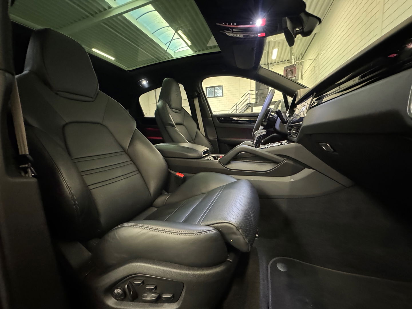 Porsche Cayenne Coupé 3.0 E-Hybrid Pano|Sportdesign|HuD|BTW