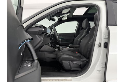 Peugeot 2008 1.2 PureTech GT-Line Pano Sfeer LED Virtual 360 Camera Carplay Clima Cruise Navi 18"LMV PDC