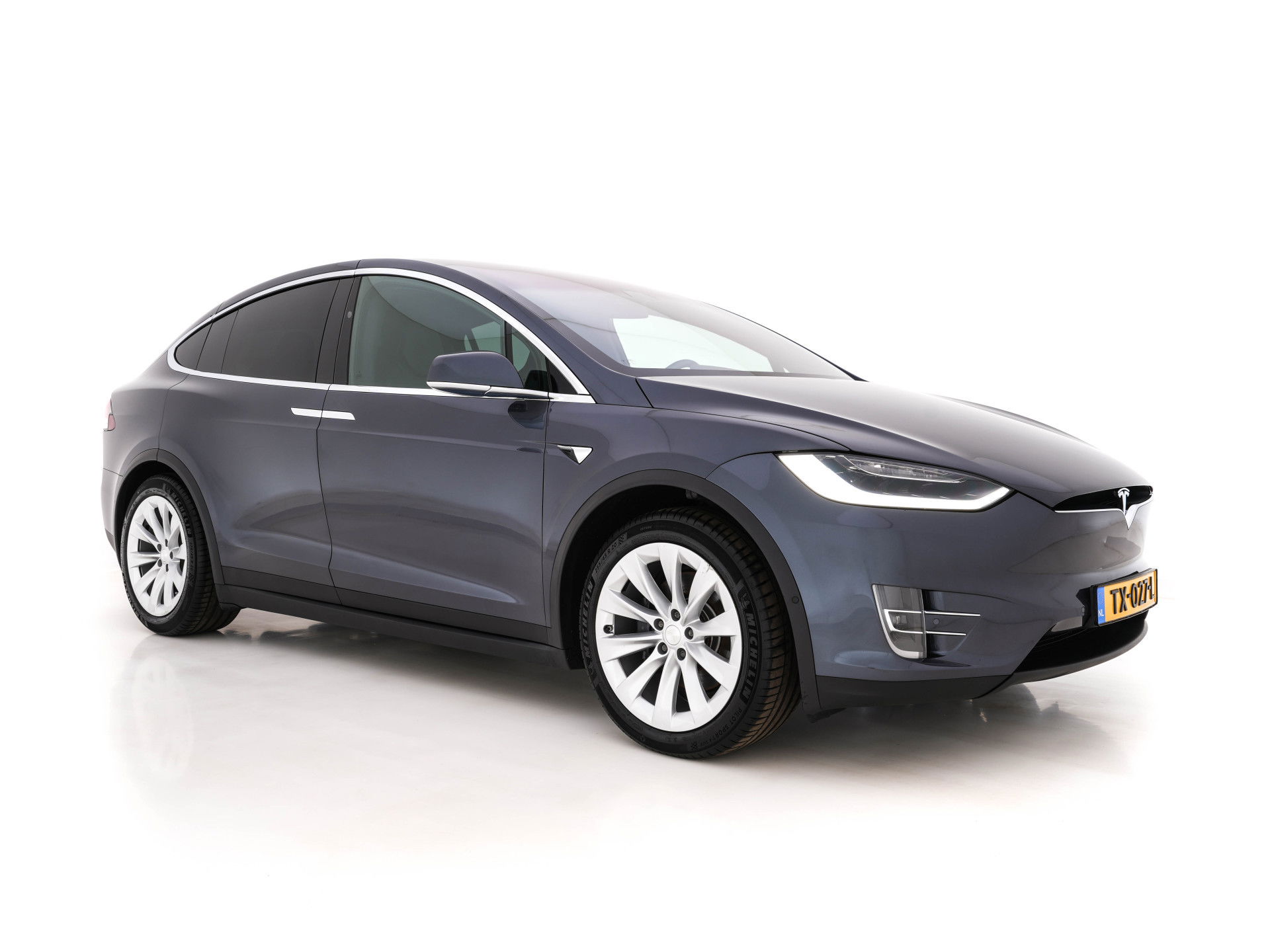 Tesla Model X 100D AWD [ 3-Fase ] Aut. *PANO-WINDOW | AUTO-PILOT | FULL-LEATHER | TOWBAR | CCS-FASTLOADER | NAVI-FULLMAP | FULL-LED | AIR-SUSPENSION | DIGI-COCKPIT | KEYLESS | CAMERA | DAB+ | HEATED-COMFORT-SEATS | 20''ALU*