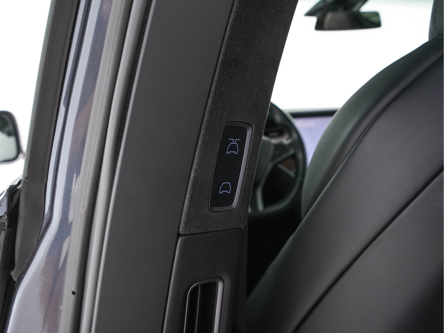 Tesla Model X 100D AWD [ 3-Fase ] Aut. *PANO-WINDOW | AUTO-PILOT | FULL-LEATHER | TOWBAR | CCS-FASTLOADER | NAVI-FULLMAP | FULL-LED | AIR-SUSPENSION | DIGI-COCKPIT | KEYLESS | CAMERA | DAB+ | HEATED-COMFORT-SEATS | 20''ALU*