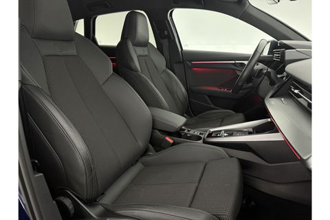 Audi A3 35 TFSI S Line 150PK LED Sfeerverl. Carplay Virtual Clima Cruise Navigatie PDC 18''LMV