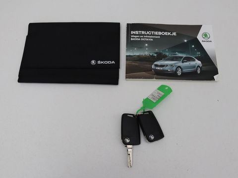 Škoda Octavia Combi 1.0 TSI Grt Amb. Bns | Adaptive cruise | DSG Automaat | Climate control | Carplay | Parkeerhulp
