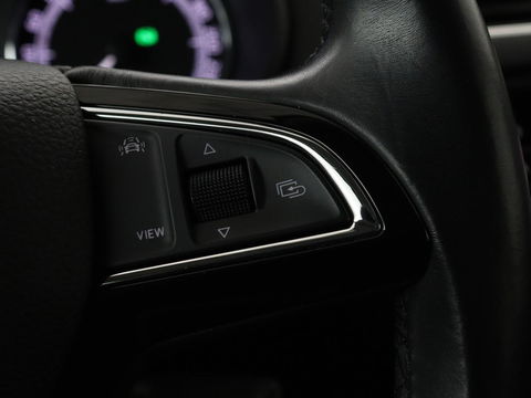 Škoda Octavia Combi 1.0 TSI Grt Amb. Bns | Adaptive cruise | DSG Automaat | Climate control | Carplay | Parkeerhulp