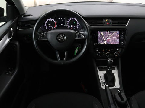 Škoda Octavia Combi 1.0 TSI Grt Amb. Bns | Adaptive cruise | DSG Automaat | Climate control | Carplay | Parkeerhulp