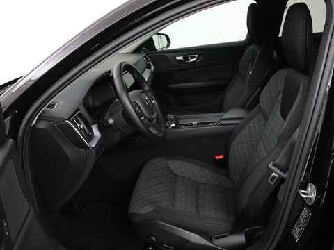Volvo V60 2.0 B4 Core | 58.000km NAP | Stoel & Stuurverwarming | Full LED | Carplay | Camera | Elektrische achterklep | Navigatie