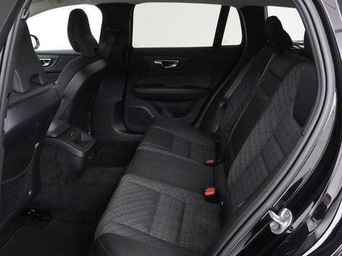 Volvo V60 2.0 B4 Core | 58.000km NAP | Stoel & Stuurverwarming | Full LED | Carplay | Camera | Elektrische achterklep | Navigatie