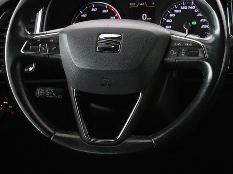 SEAT Ateca 1.4 EcoTSI Xcellence | Panoramadak | Camera | Adaptive cruise | Trekhaak | Carplay | Stoelverwarming | Sfeerverlichting