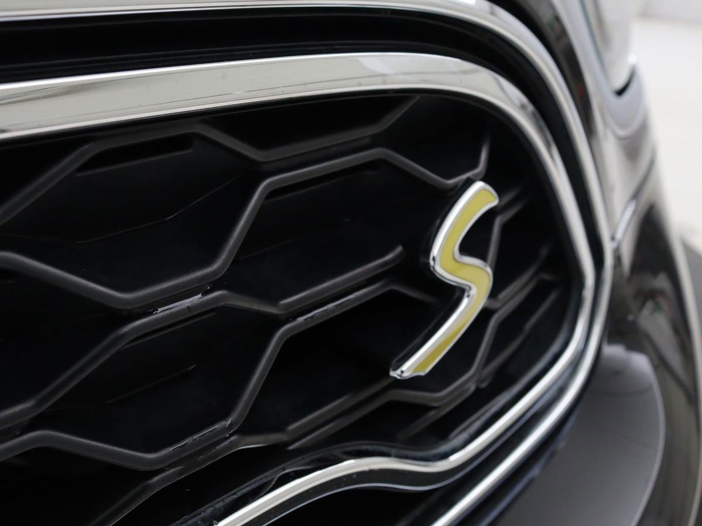 MINI Countryman 2.0 Cooper S E ALL4 Pepper | Climate control | Navigatie | PHEV | Park assist | Elektrische achterklep | Bleutooth
