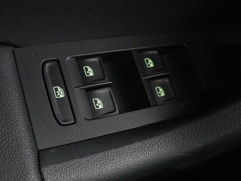 Škoda Octavia Combi 1.0 TSI Grt Amb. Bns | Camera | Trekhaak | Adaptive cruise | Carplay | Navigatie | Sportstoelen | Climate control