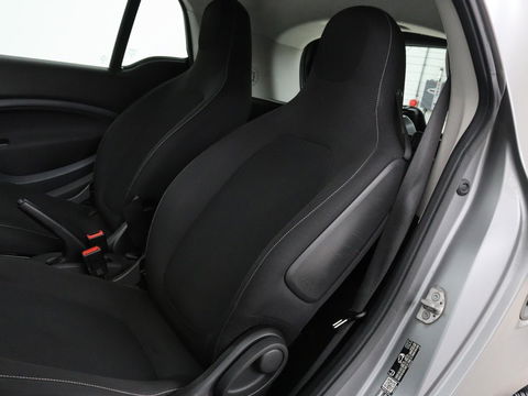 Smart Fortwo 1.0 Turbo Proxy | Elektrisch vouwdak | Camera | Bleutooth | LED | Automaat | Cruise control | Climate control