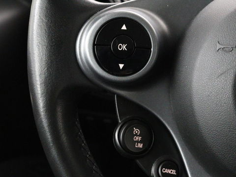 Smart Fortwo 1.0 Turbo Proxy | Elektrisch vouwdak | Camera | Bleutooth | LED | Automaat | Cruise control | Climate control